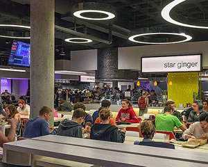 Blue Wall Dining Lincoln Campus Center