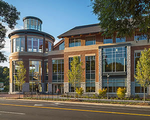 Bolton Dining Commons