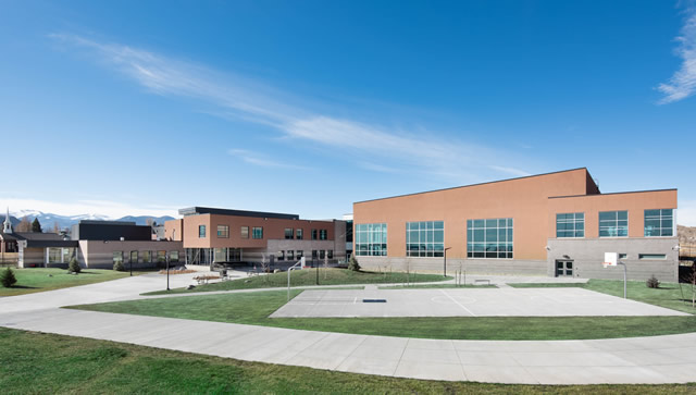 Del Norte K-12 exterior